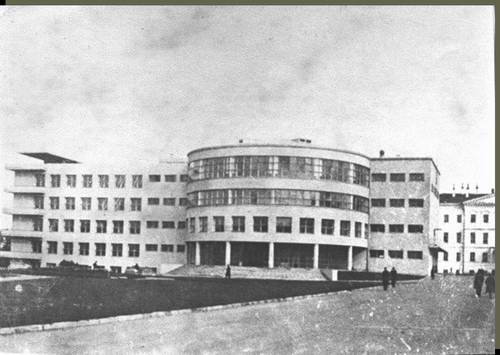 Здание Дома Советов (ныне городская администрация), в помещении которого размещался партийный архив с 1932 по 1969 гг. 