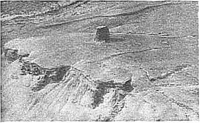 Каменные башни на чинке Устюрта (с воздуха и с земли)
