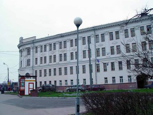 Нижний Новгород, Минина пл., 5 – преобладают типологические признаки памятника истории;