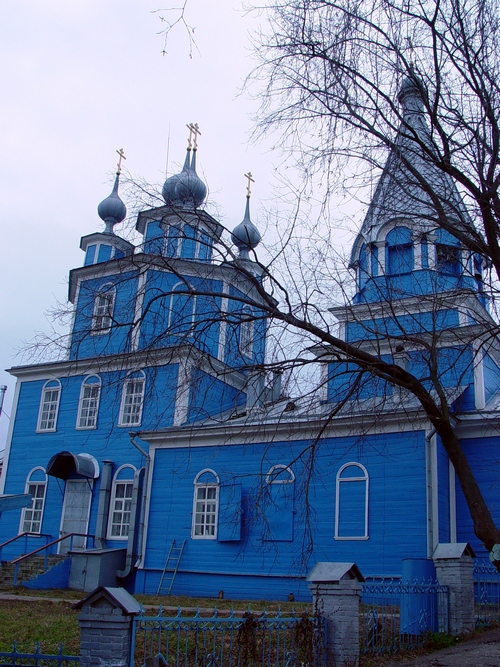 Казанская церковь. Вид с севера. Фото И.С. Агафоновой, ноябрь 2004 г.  