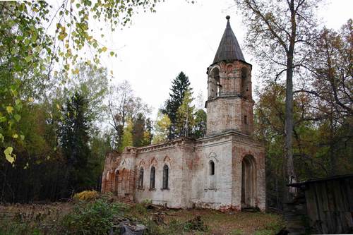 Успенская церковь в селе Успенском. Фото В.В. Коваля. Октябрь 2010 года