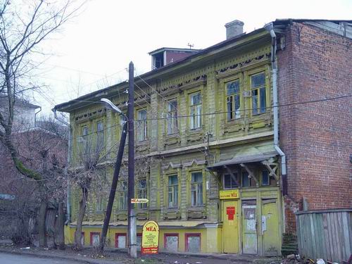 Нижний Новгород, Короленко ул., 15 – преобладают типологические признаки памятника архитектуры;