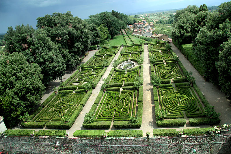 Сады замка Русполи Garden_Castello_Ruspoli