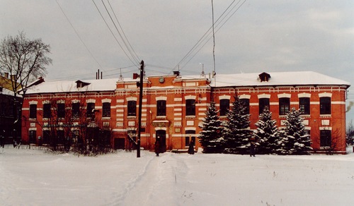 2.	Учебный кожевенный завод ремесленного училища (ул. Свердлова, 3), общий вид