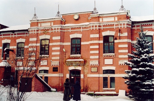 3.	Учебный кожевенный завод ремесленного училища, фрагмент главного фасада