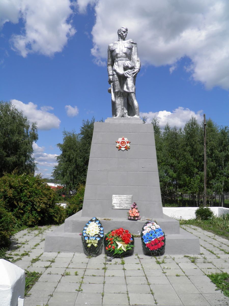 Воинский мемориал села Деяново Пильнинского района