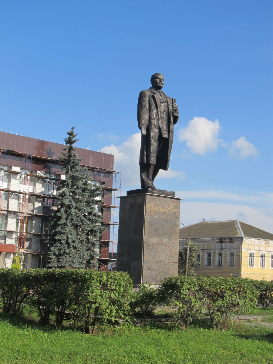 Владимирская область, г. Александров. Памятник В.И. Ленину