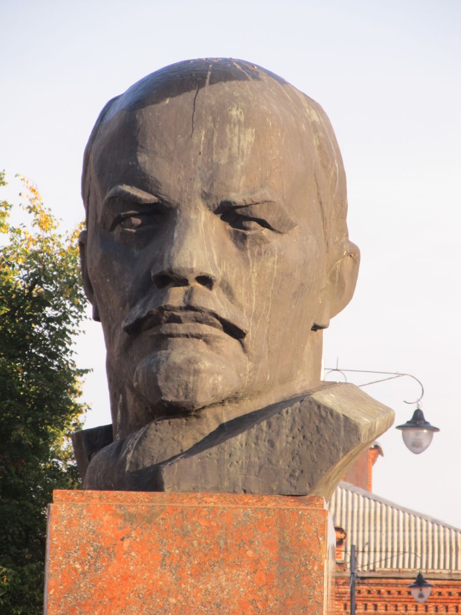 Владимирская область, г. Киржач. Памятник В.И. Ленину