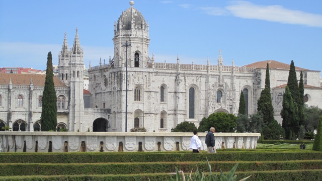 Красивейший монастырь Жеронимуш в пригороде Лиссабона Белене