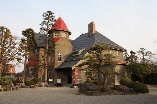 Фудзитакинэн тэйэн, дом в европейском стиле