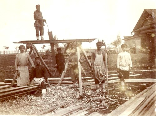 «Заготовка городьбы». Фото 1915 г. 