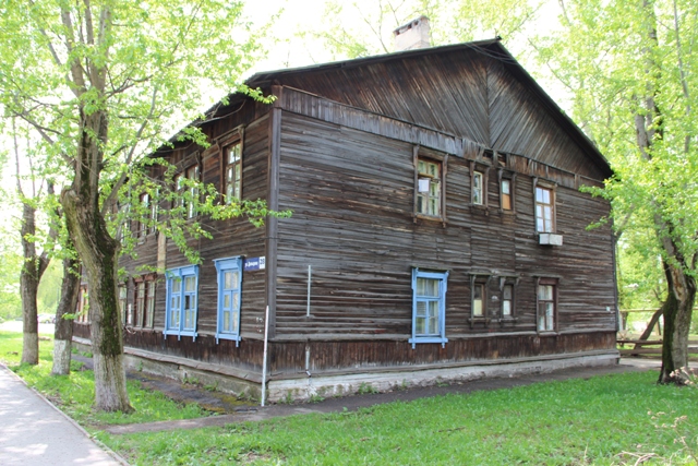 Дом № 28 по ул. Героя Давыдова. Вид с северо-востока