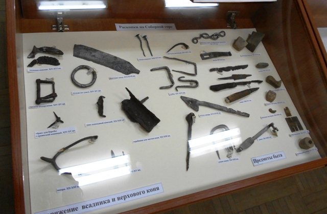 Железные предметы из раскопок на Соборной горе